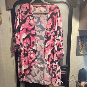 Amazon Women's Pink and Black Tunic Top